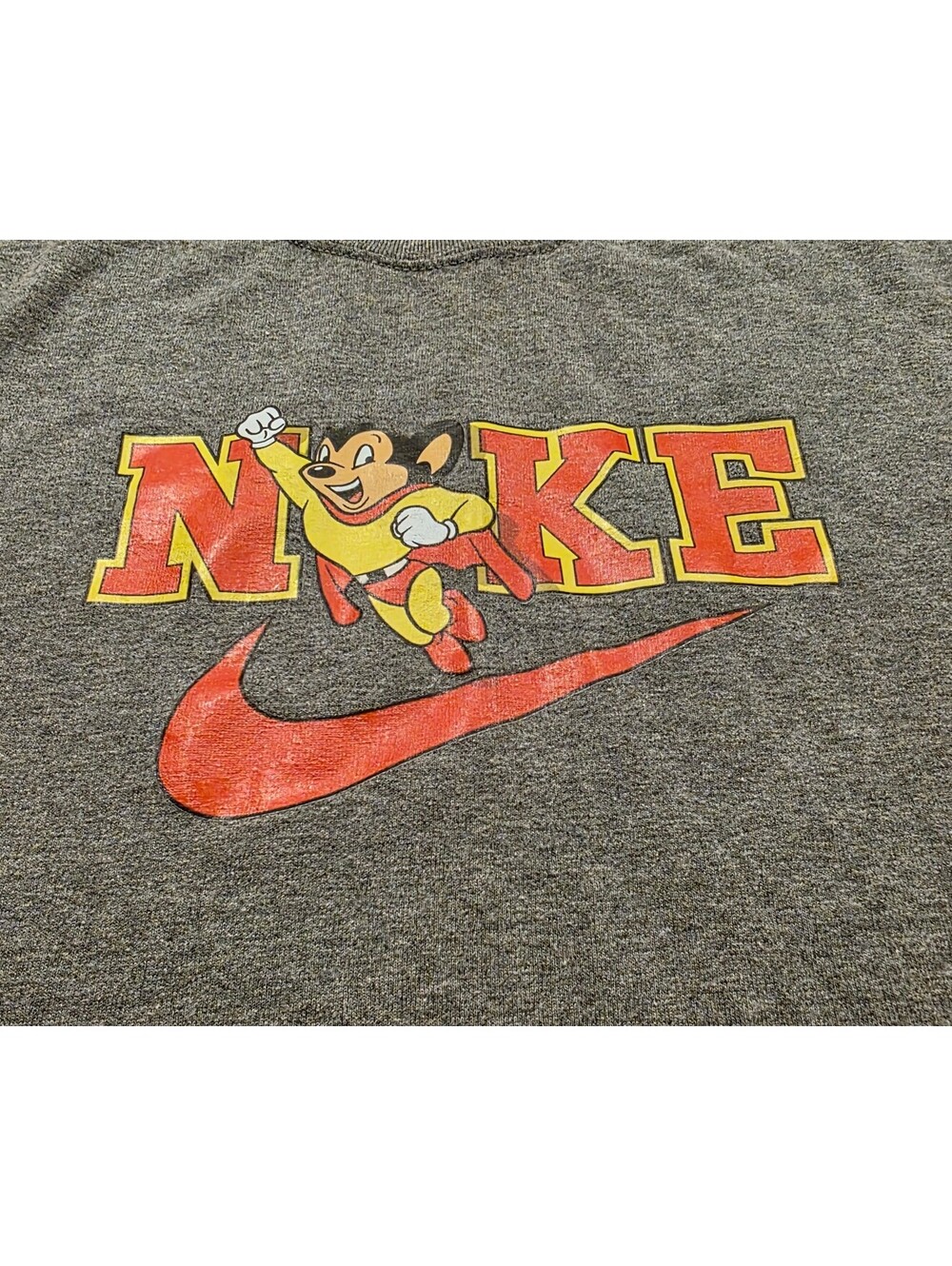 Nike Gray Graphic T-Shirt with "Cartoon" Mouse Design Size M